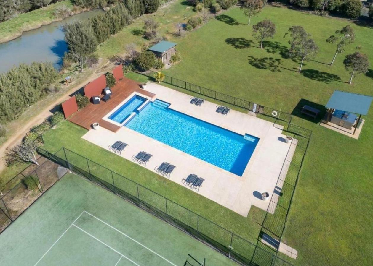 The Nature Resort Villas Cowes Exterior photo